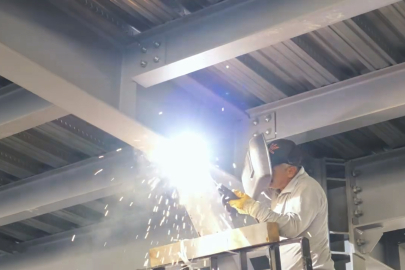 Altınova pazar yeri bakıma alındı