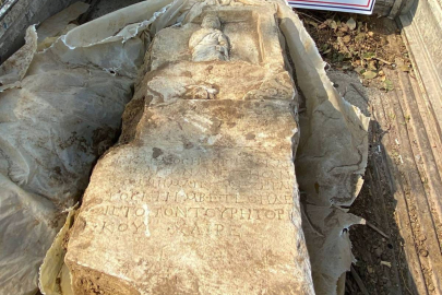 Yalova’da bin 900 yıllık mezar taşı ele geçirildi! 1 gözaltı
