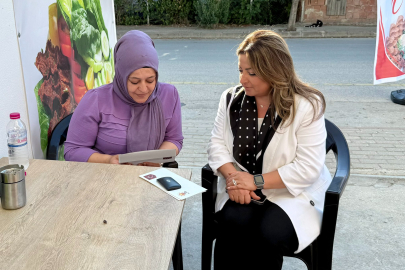 15 Temmuz şehidinin ablasına Cumhurbaşkanı Erdoğan’ın mektubunu teslim etti