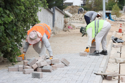 Kazım Karabekir Mahallesi Ege Sokak parke kaldırıma kavuşuyor
