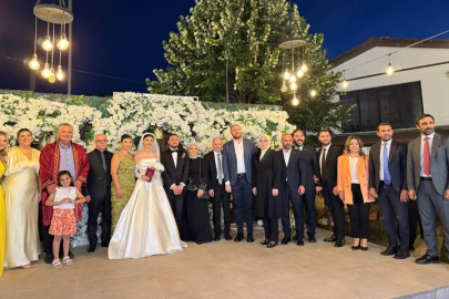 AK Parti Heyeti Melisa ve Fatih çiftinin nikahına şahitlik etti