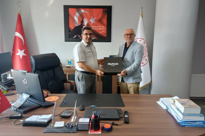 MÜSİAD’tan Yalova Defterdarı Seyit Tekin’e nezaket ziyareti