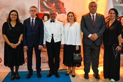 Yalova protokolü bayramlaştı