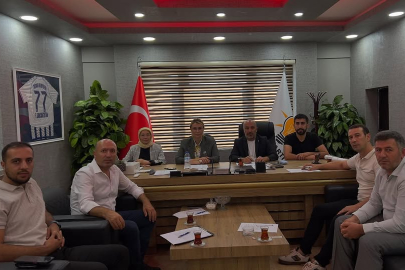 AK Parti Altınova İlçe Teşkilatı Eylül Ayı Grup Toplantısını gerçekleştirdi