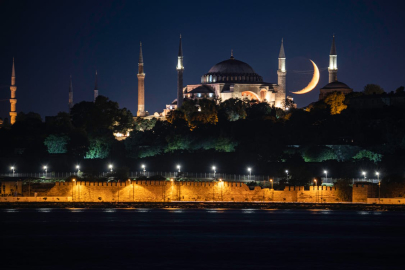 Mevlid Kandili bugün idrak edilecek