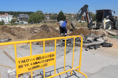 Yalova Belediyesi ekiplerinden yoğun çalışma