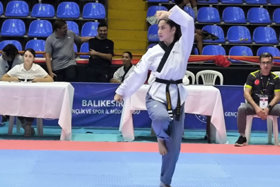 Yalova Üniversitesi öğrencisi Ecem Naz Yeğin’den bronz madalya