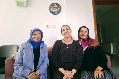 AK Parti Kadın Kolları Altınova’dan çeşitli ziyaretler