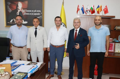 Yalova’da insani yardım ve yerel siyaset masaya yatırıldı