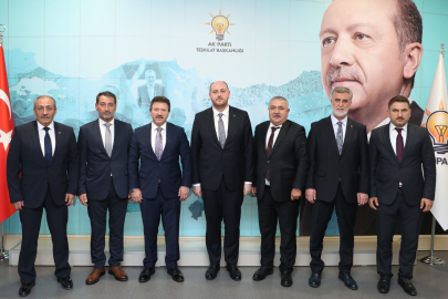 Mustafa Bozkurt, Ahmet Büyükgümüş ve Nihat Zeybekçi’yi ziyaret etti