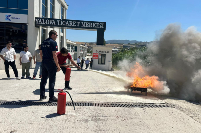 Yalova İtfaiyesi yangın eğitimlerine devam ediyor