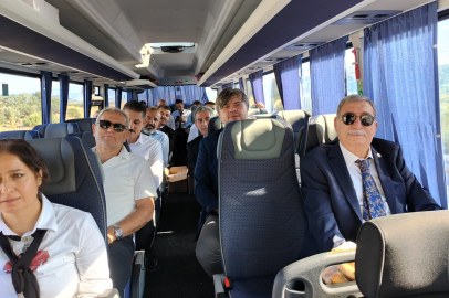 MHP Yalova İl Teşkilatı Eskişehir’deki toplantıya tam kadro katıldı