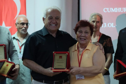 Tahsin Becan, CHP Çiftlikköy 13. Olağan İlçe Kongresi’ne katıldı