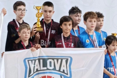 Yalova Belediyespor sporcuları madalyaları topladı