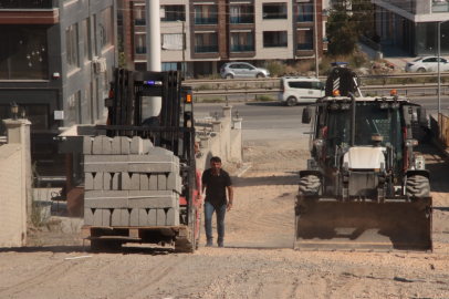 Parke yol çalışmaları aralıksız devam ediyor