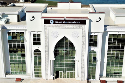 Cumhurbaşkanı Erdoğan imzaladı! İslami İlimler Fakültesi’nin adı değişti