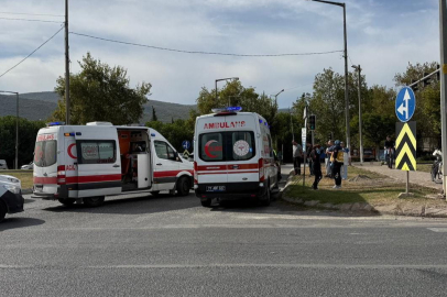 Yalova’ya hasta getiren ambulans kaza yaptı