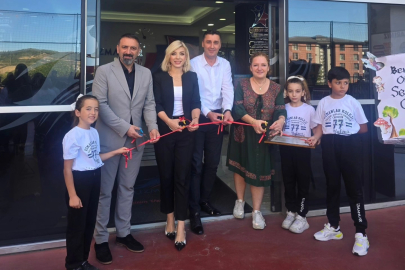 İlkokulun uzmanlarından “Ben Okudum Çok Beğendim, Sen de Okur musun?” resim sergisi