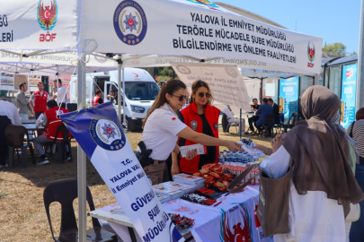 Yalova polisi üniversite öğrencilerinin yanında