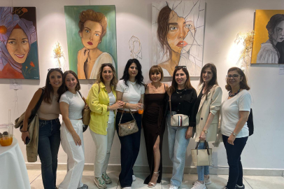 Feyza Akyıldız’ın resim sergisi sanatseverlerle buluştu