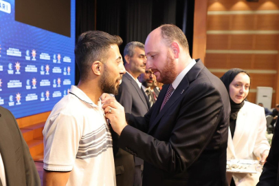 Rozetlerini Büyükgümüş taktı