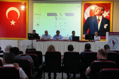 YÜ’de KAP hazırlık çalışmaları bilgilendirme toplantısı yapıldı