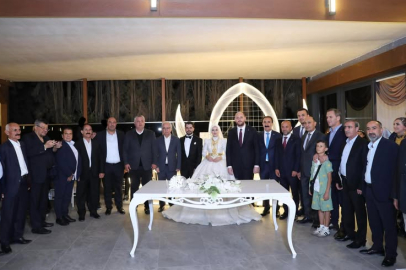Yalova’da Fenerci ve Süer ailelerinin mutlu birliği gerçekleşti