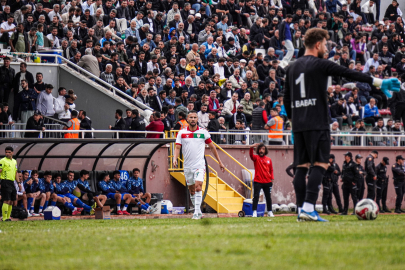 Yalova FK, evinde puanı paylaştı: 0-0