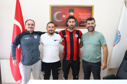 Emre Okur Çiftlikköy Belediyespor’da