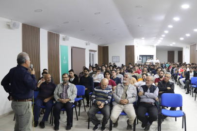 Mehdi Sungur Öğrenci Yurdu öğrencilerini karşıladı