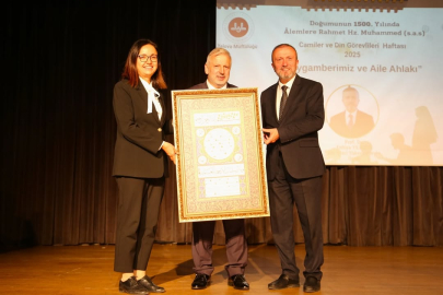 Yalova’da Peygamberimiz ve Aile Ahlakı konferansı düzenlendi