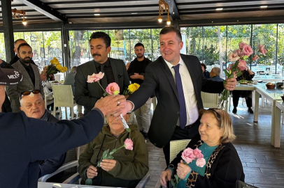 Atak ve Laçin, yaşlılarla kahvaltıda buluştu