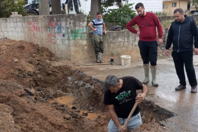 Çınarcık’ta Ana Su Borusu Patladı: 18:00 kadar belli bölgelere su verilemeyecek