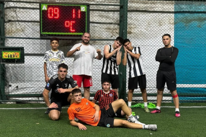 Öğrenciler, öğretmenleri 11-9 mağlup etti