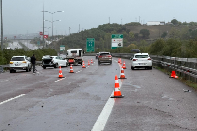 Altınova'da zincirleme kaza!