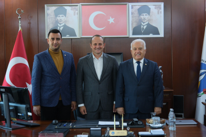 Becan ve Yele Çiftlikköy'ü konuştu