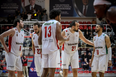 Semt77 Yalovaspor evinde yara aldı