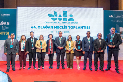 Altınova Belediyesi’ne Sağlıklı Kentler Birliği’nden altın ödül