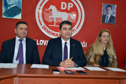 Demokrat Parti Genel Başkanı Gültekin Uysal: “Belediye başkanlarına sopa gösterip kendi saflarına çektiler”