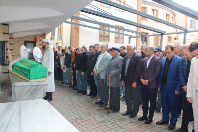 Selihan Dicle Şimşek’in dedesi dualarla son yolculuğuna uğurlandı