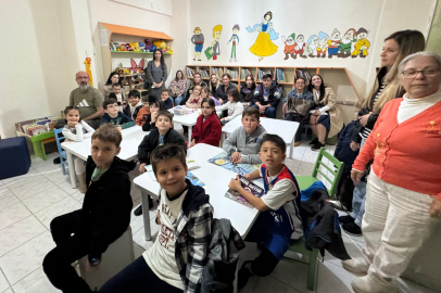 Uzmanlar Koleji öğrencilerinden kütüphane ziyareti