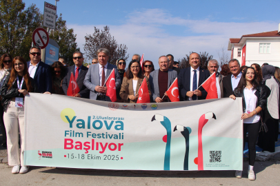 Yalova Film Festivali kortej yürüyüşle start aldı