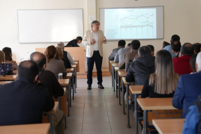 Akademik Kurul, Rektör Bahçekapılı başkanlığında toplandı