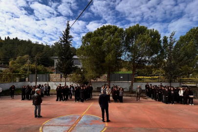 Yalova’da öğrencilere gerçeğini aratmayan tatbikat