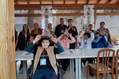 Doğa Eğitim Merkezinde sanat terapisi etkinliği