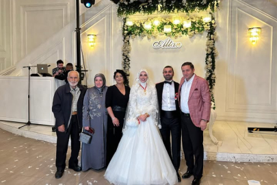 Yalova’da AK Parti Kadın Kolları genç çiftin nikah merasimine katıldı