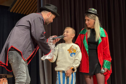 Çocuklar ‘Makarino’ ile eğlendi