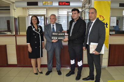 PTT’nin 185. yılı kutlandı! 185. müşteriye özel hediye