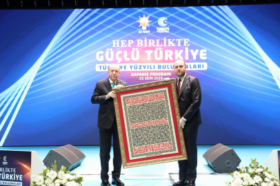 Büyükgümüş ve Akyol, kapanış programına katıldı