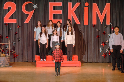 Yalova’da cumhuriyet coşkusu sanatla yaşandı